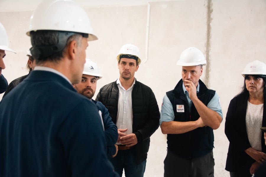 El intendente junto al ministro de Obras P&uacute;blicas.