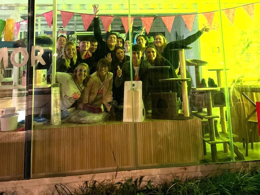 Fiesta! Esopo organiz&oacute; un evento para celebrar su 20&deg; aniversario.