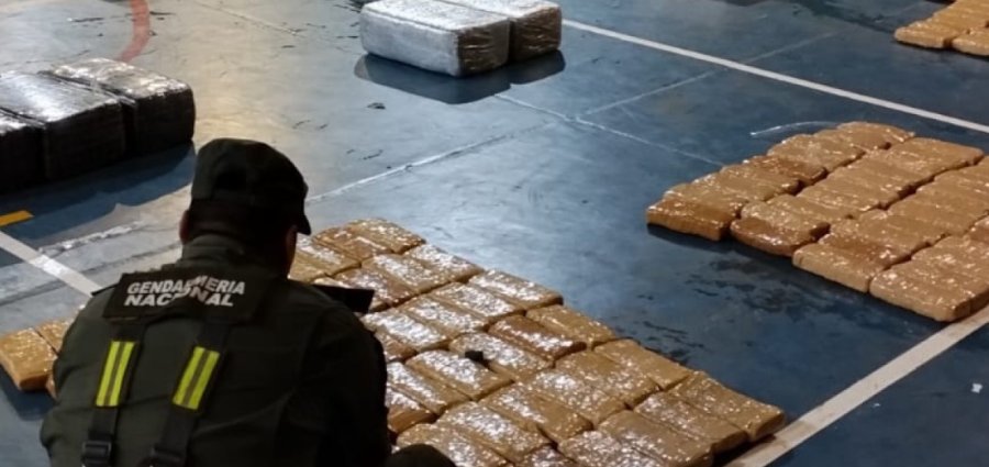 466 kg de cannabis en una camioneta abandonada.