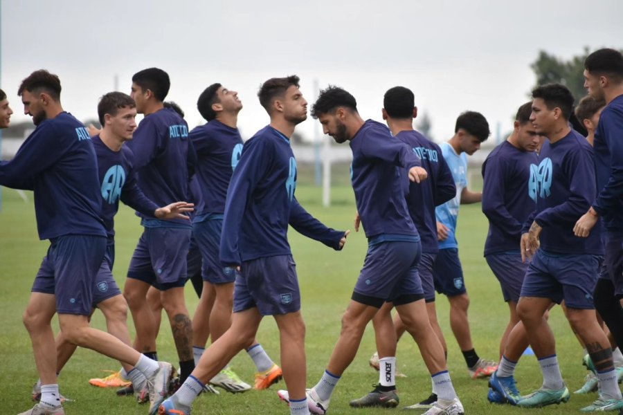 LA CREMA SE PREPARA PARA RECIBIR AL CADU