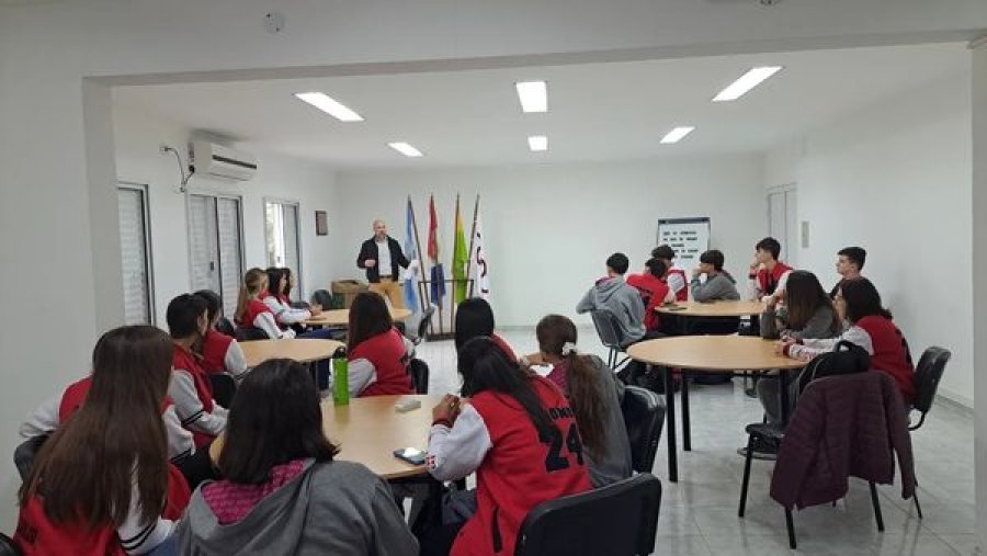Cabalaro y los estudiantes.