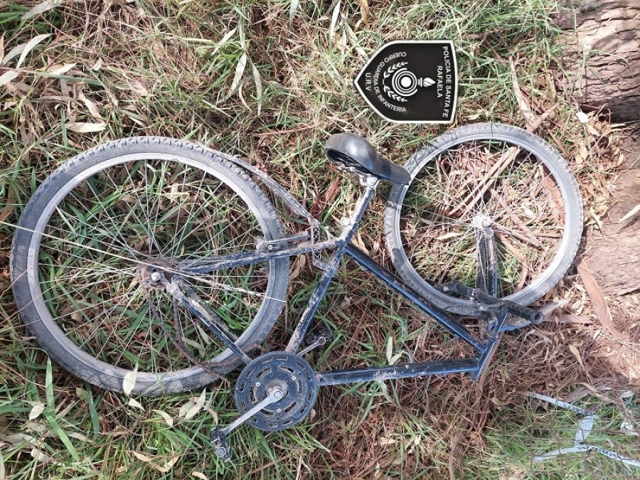 La bici recuperada estaba abandonada en el Autódromo.