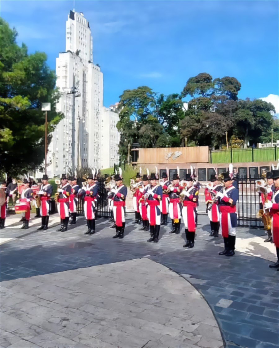 Banda Militar de los Patricios "Tambor de Tacuar&iacute;"