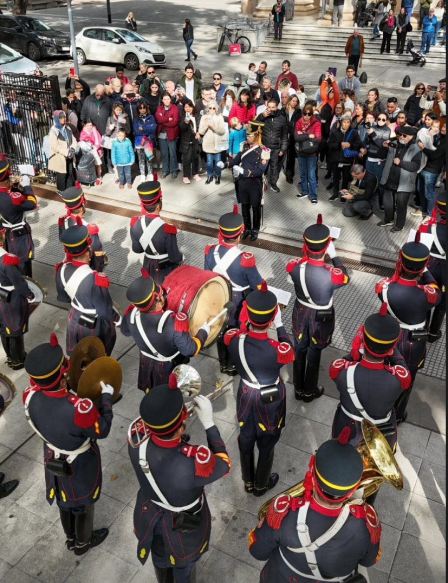 Fanfarria militar &ldquo;Alto Per&uacute;&rdquo; del Regimiento de Granaderos a Caballo &ldquo;General San Mart&iacute;n&rdquo;
