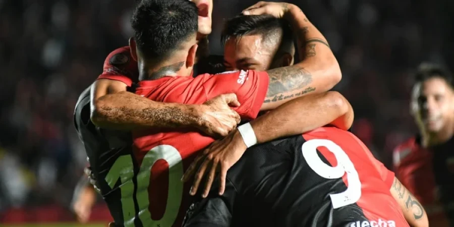 LIDER./ El Sabalero es visitante.