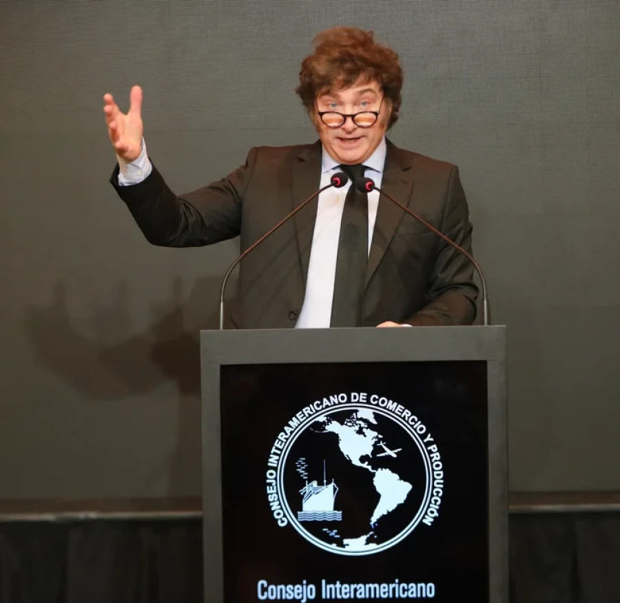 El presidente Javier Milei habla en el almuerzo del CICyP.