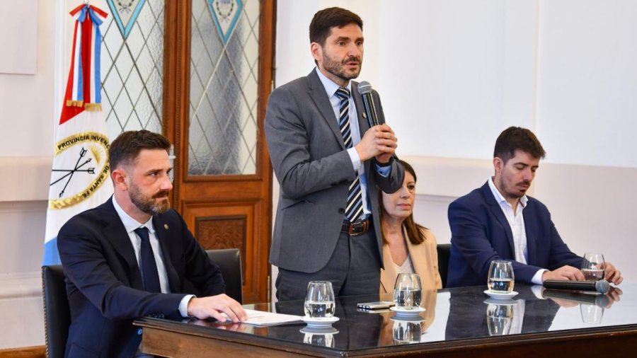 LANZAMIENTO. Se realiz&oacute; este mi&eacute;rcoles en el Sal&oacute;n Blanco de Casa de Gobierno, con la presencia del gobernador.