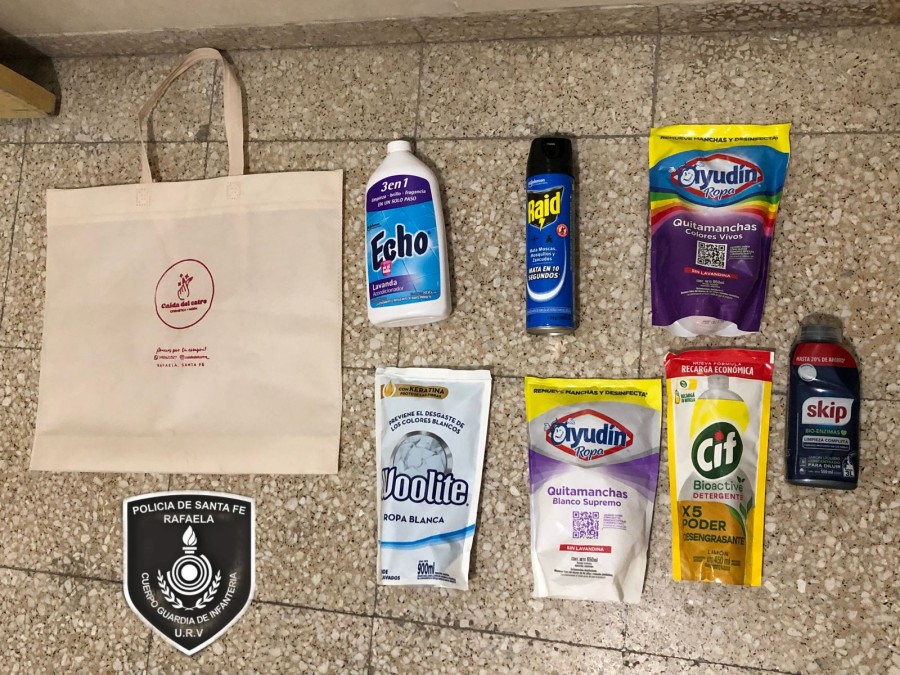 La mercadería hallada abandonada en Alvear al 1000.