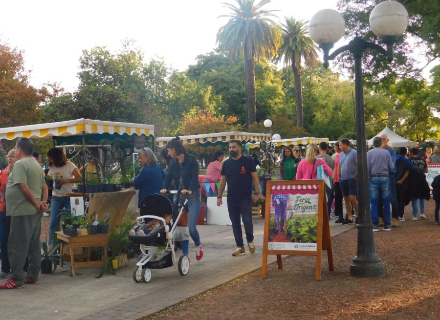 DISFRUTE. El fin de semana se celebra en Plaza Feria.