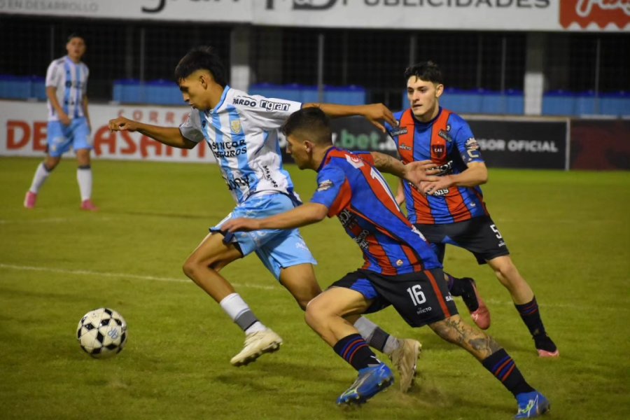 LA CREMA SIGUE A PASO FIRME