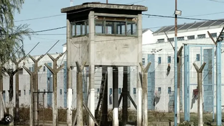 Los amedrentamientos fueron cometidos desde la cárcel de Las Flores.