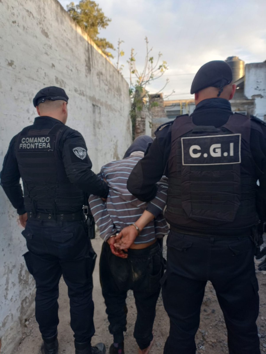 En Frontera un hombre amenazaba con un cuchillo dentro de un motel y fue aprehendido.