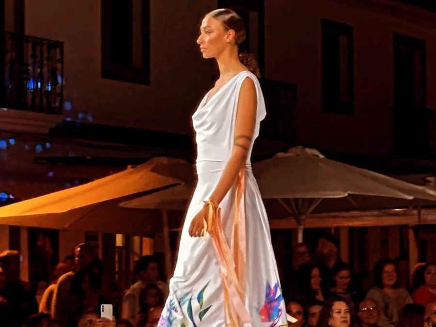 Uno de los dise&ntilde;os de Mar&iacute;a Regina Linares para el Ibiza Fashion Designe.
