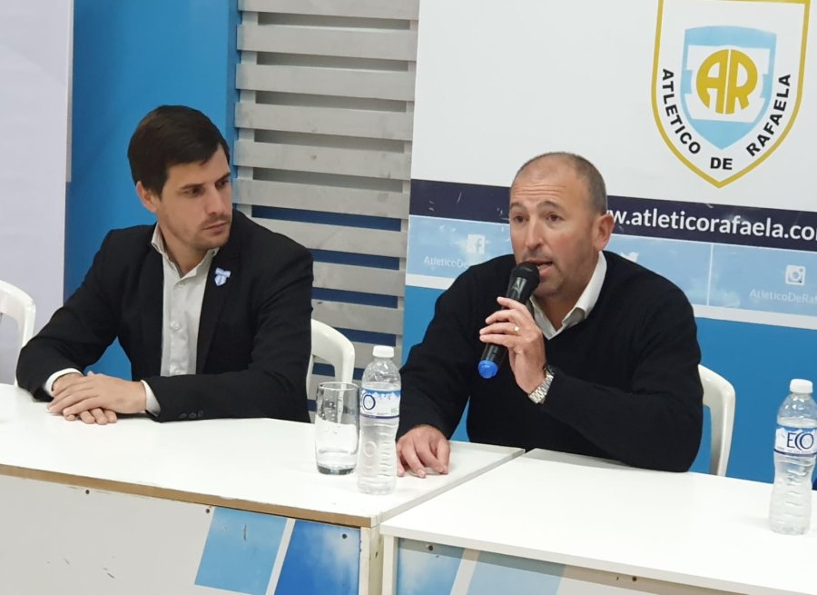 Diego Kurganoff present&oacute; la fecha de TC acompa&ntilde;ado por el intendente Leonardo Viotti.