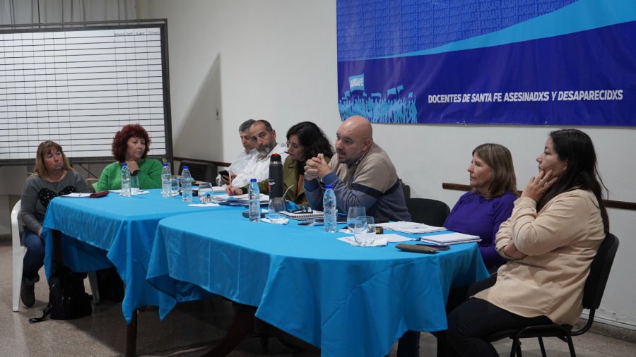 Rodrigo Alonso, secretario General de Amsafe, durante la asamblea provincial.