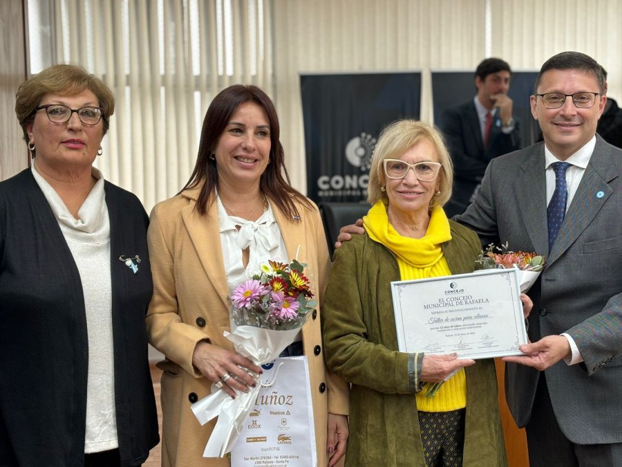 Mabel Fossatti, Silvina Wanzenried, Ana Mar&iacute;a Ferrero y Lisandro M&aacute;rsico.