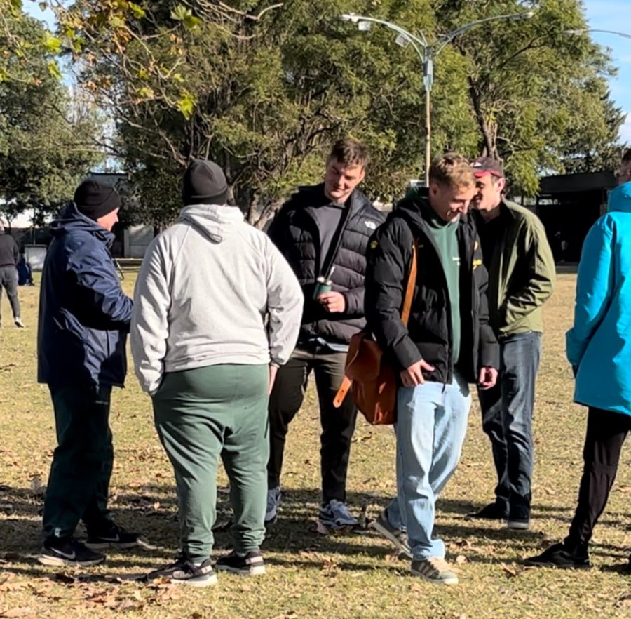 RUBIOLO JUNTO A SUS EX COMPAÑEROS Y AMIGOS DE CRAR