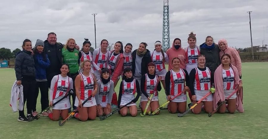 LEONAS JULIENSES./ Están segundas en el torneo.