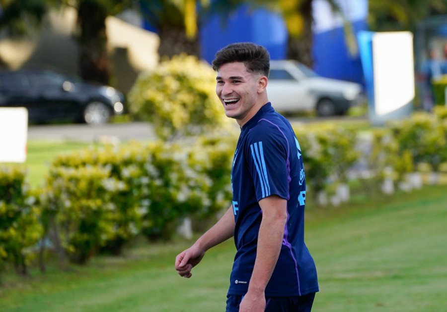 A BUSCAR EL ORO./ Julián Alvarez estará en París.