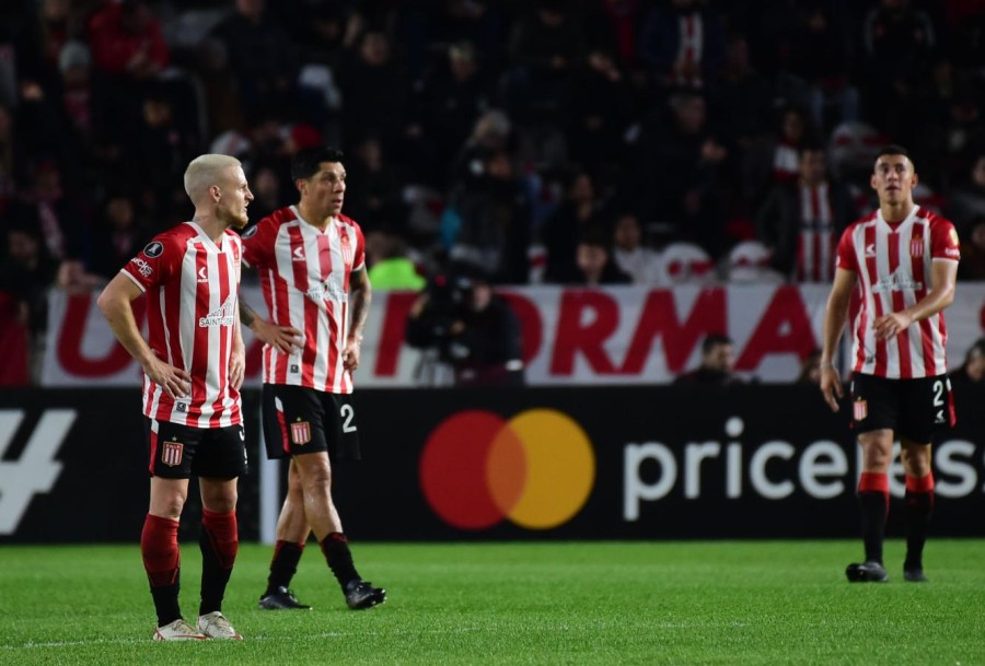 El Pincha perdió en La Plata y se quedó sin Libertadores