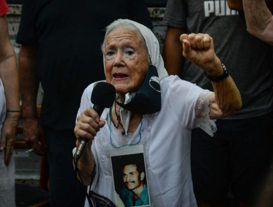 La titular de Madres de Plaza de Mayo Nora Corti&ntilde;as.