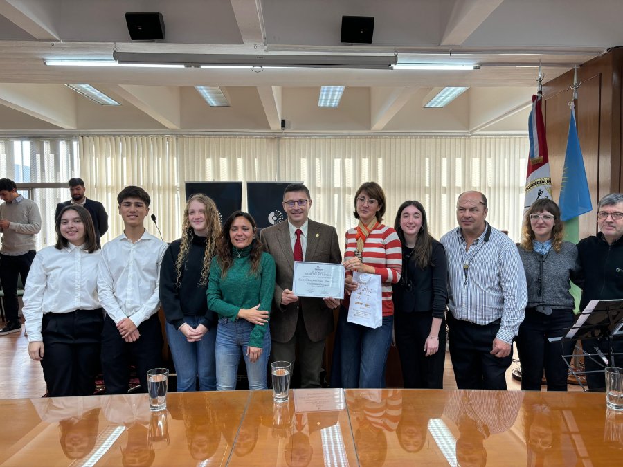EN EL RECINTO. Alumnos y docentes de la Escuela Municipal de Música 