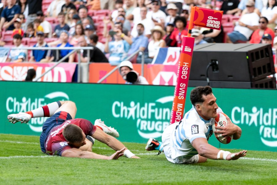 LOS PUMAS 7S GOLEARON A GRAN BRETAÑA