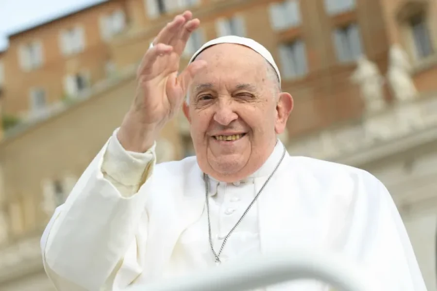 "&iexcl;Qu&eacute; importante es para los padres contemplar el modo de actuar de Dios!", expres&oacute; Francisco.