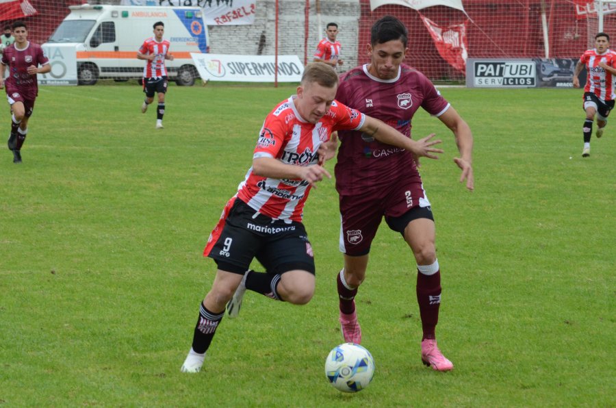 DELANTERO./ Bianciotti tuvo una chance que le sacó el arquero.