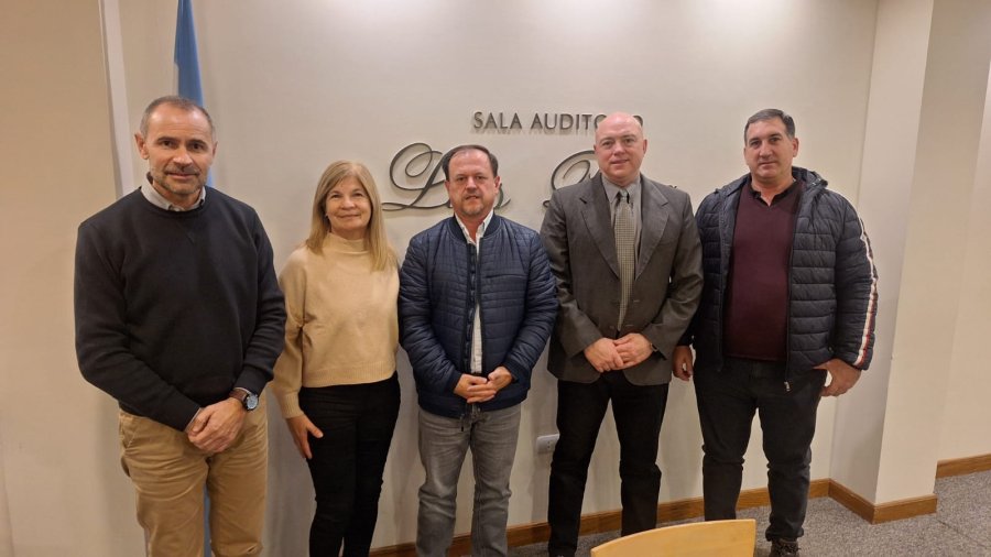Sergio Aladio durante la reuni&oacute;n con representantes de la Asociaci&oacute;n Cristiana de Dirigentes de Empresas.