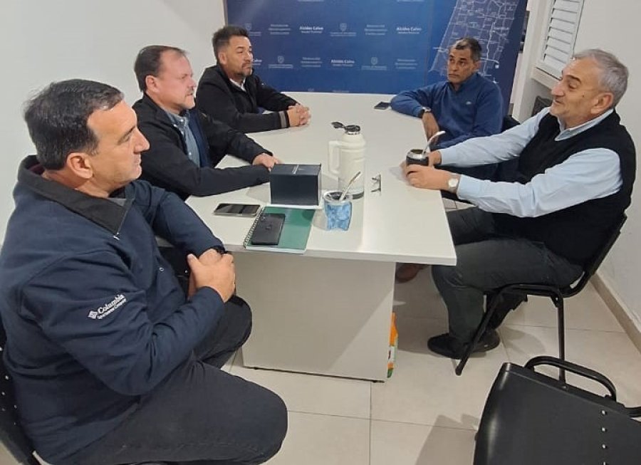 El senador Alcides Calvo recibi&oacute; a Sergio Aladio.