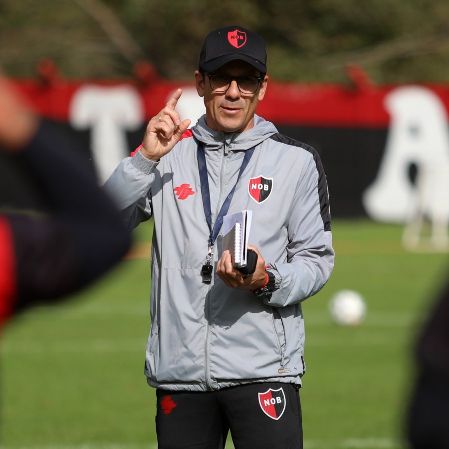 FIN DEL CICLO./ No sigue en la Lepra el uruguayo.