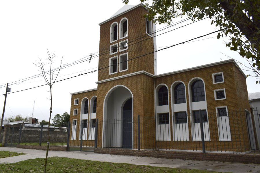 TEMPLO. La capilla que con dedicaci&oacute;n y esfuerzo los fieles del barrio Belgrano pudieron erigir.