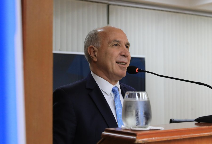 CONFERENCIA. Ricardo Lorenzetti ofreci&oacute; un conjunto de reflexiones con eje en el ambiente y en la necesidad de cambio.