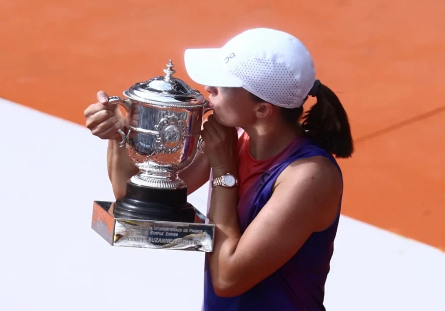 DESEADO TROFEO./ La número uno del mundo no dejó dudas.