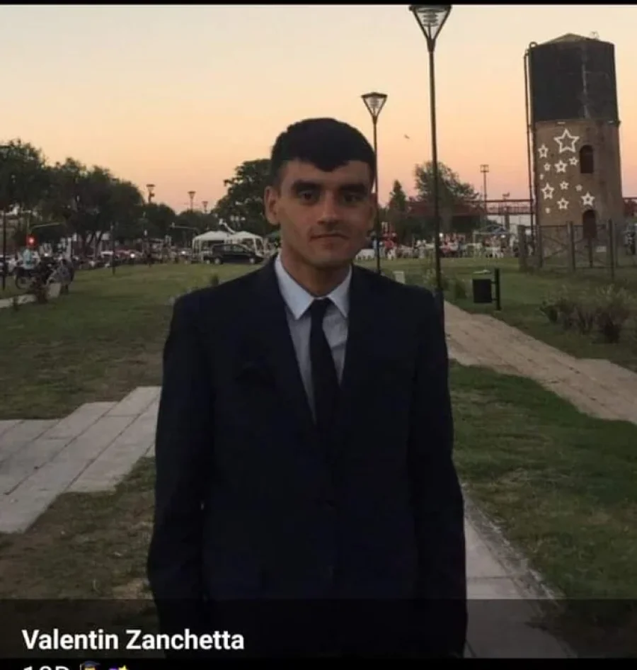 El joven policía Valentín Zanchetta, fallecido durante el accidente en San Nicolás.