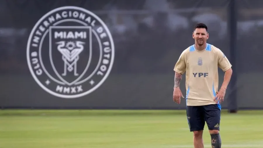 LIONEL MESSI COMENZARÍA EL AMISTOSO DESDE EL BANCO