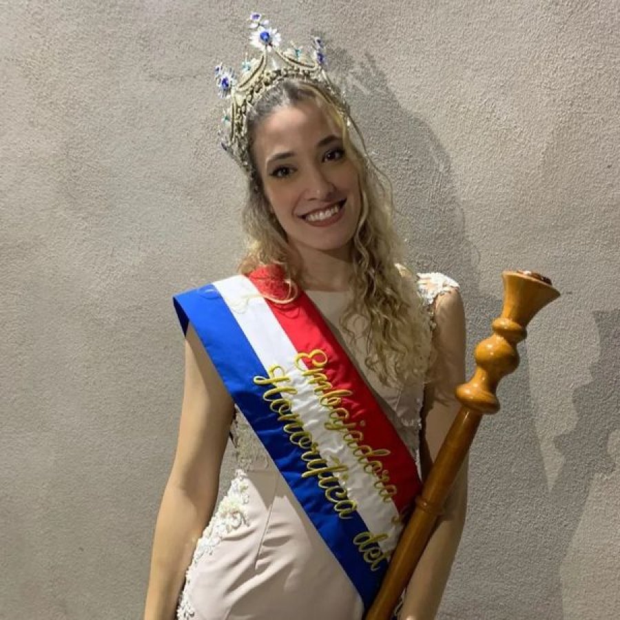 Sayi Bessone: la belleza de Bauer y Sigel.