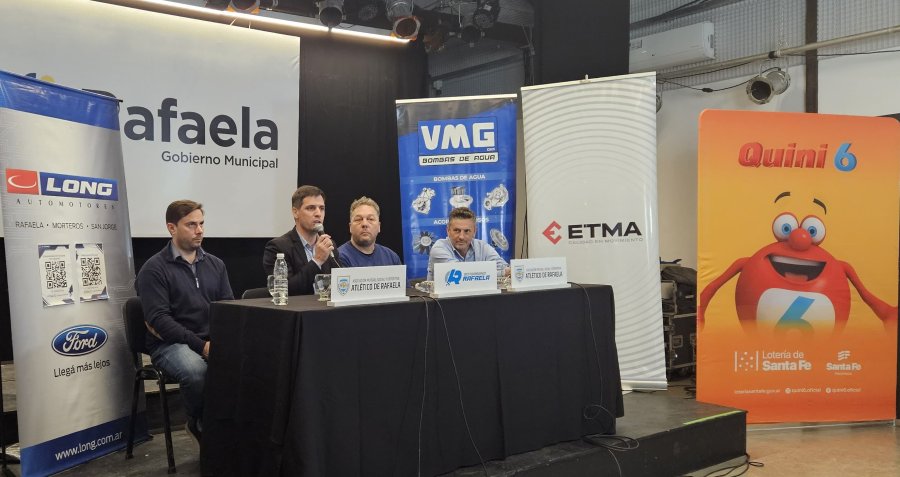 Hugo Morel, Leonardo Viotti, Andrés Viotti y Gustavo Belinde durante el lanzamiento de la Carrera de los $ 8 millones.