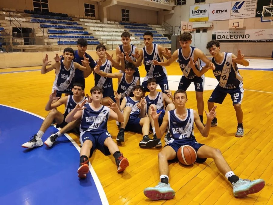 TRIUNFOS DE LOCAL./ En U17 Ben Hur se hizo fuerte en el Coliseo del Sur.