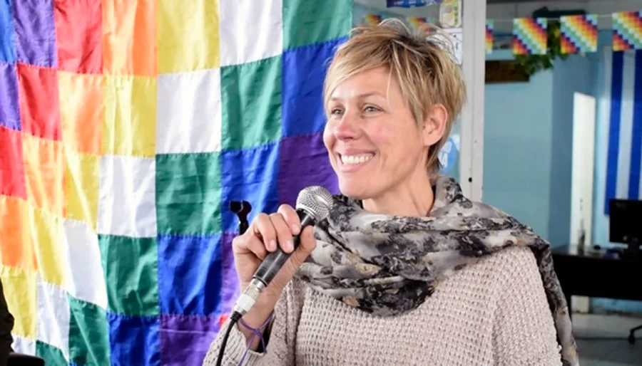 La subsecretaria balbuceaba palabras, intentaba eludir el control de la Policía y hasta trató de "arreglar" el caso.