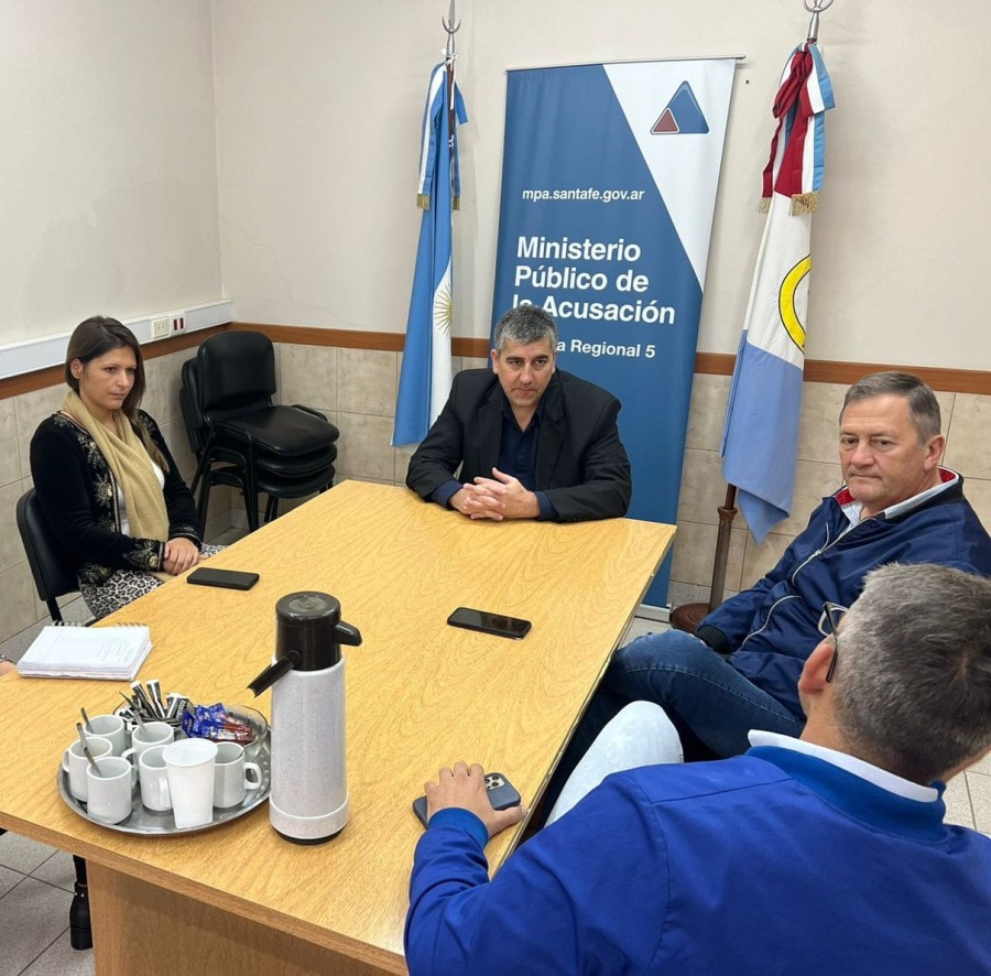 ENCUENTRO. Fue en el Sal&oacute;n de Usos M&uacute;ltiples (SUM) de la Fiscal&iacute;a Regional 5.