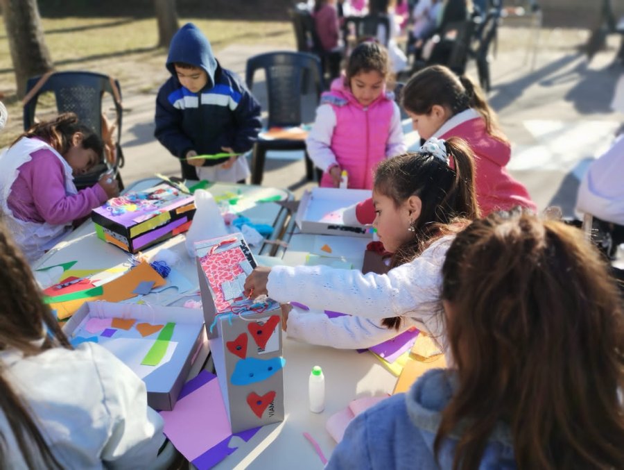 Educandos participando de la actividad.