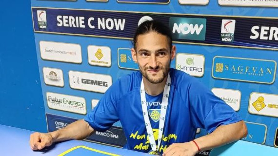 NICOLÁS SCHIAVI, RAFAELINO QUE ASCENDIÓ A LA SERIE B DE ITALIA