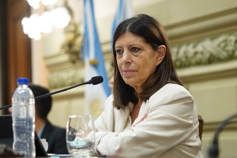 CLARA GARC&Iacute;A. &ldquo;Esto seguir&aacute; generando arraigo y desarrollo en la provincia&rdquo;.