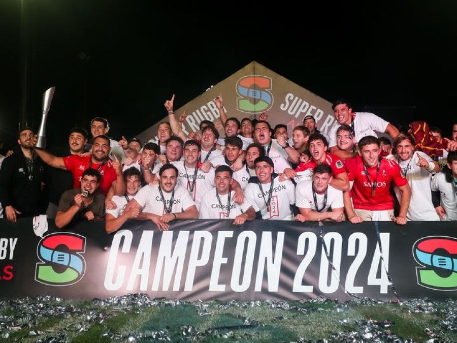 FESTEJO CORDOBES./ Fue de visitante, en Buenos Aires.