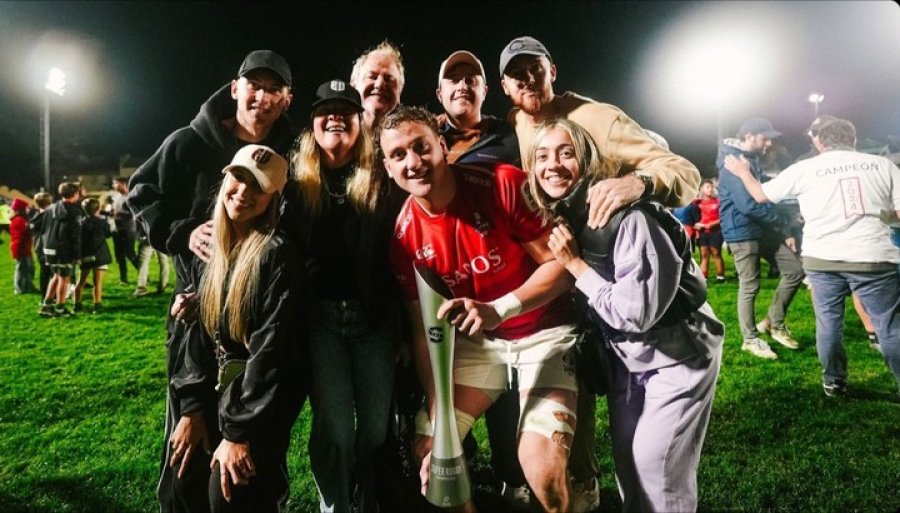 EN FAMILIA./ Momentos de alegría para los Colidio.