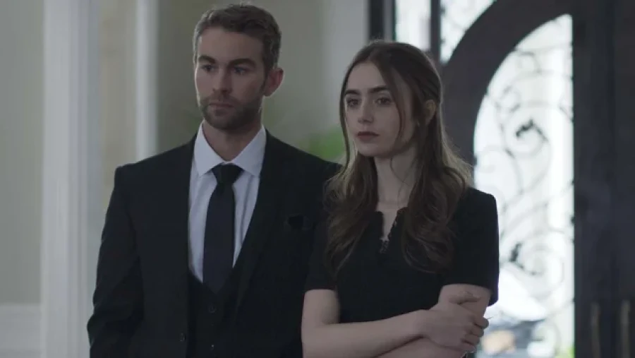 La protagonista es Lily Collins.