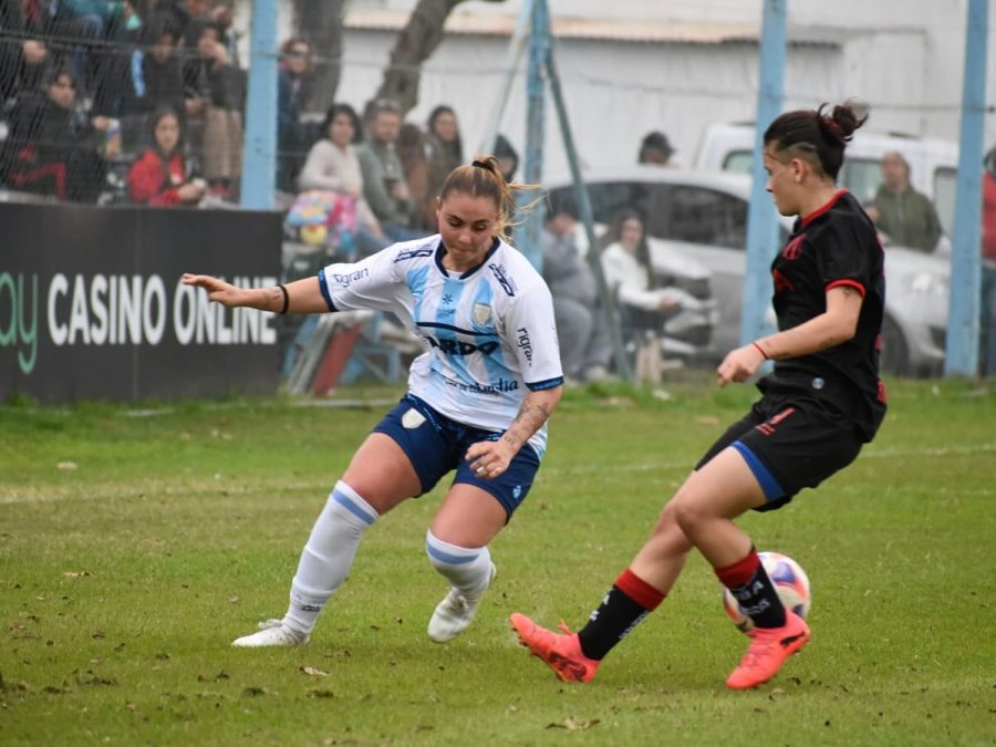 NO PUDO./ El partido fue en el predio Tito Bartomioli.