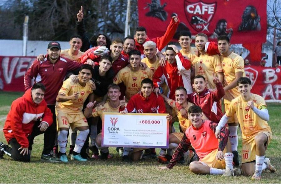 SIGUE EN LA COPA. Otra alegría para Ferrocarril del Estado.